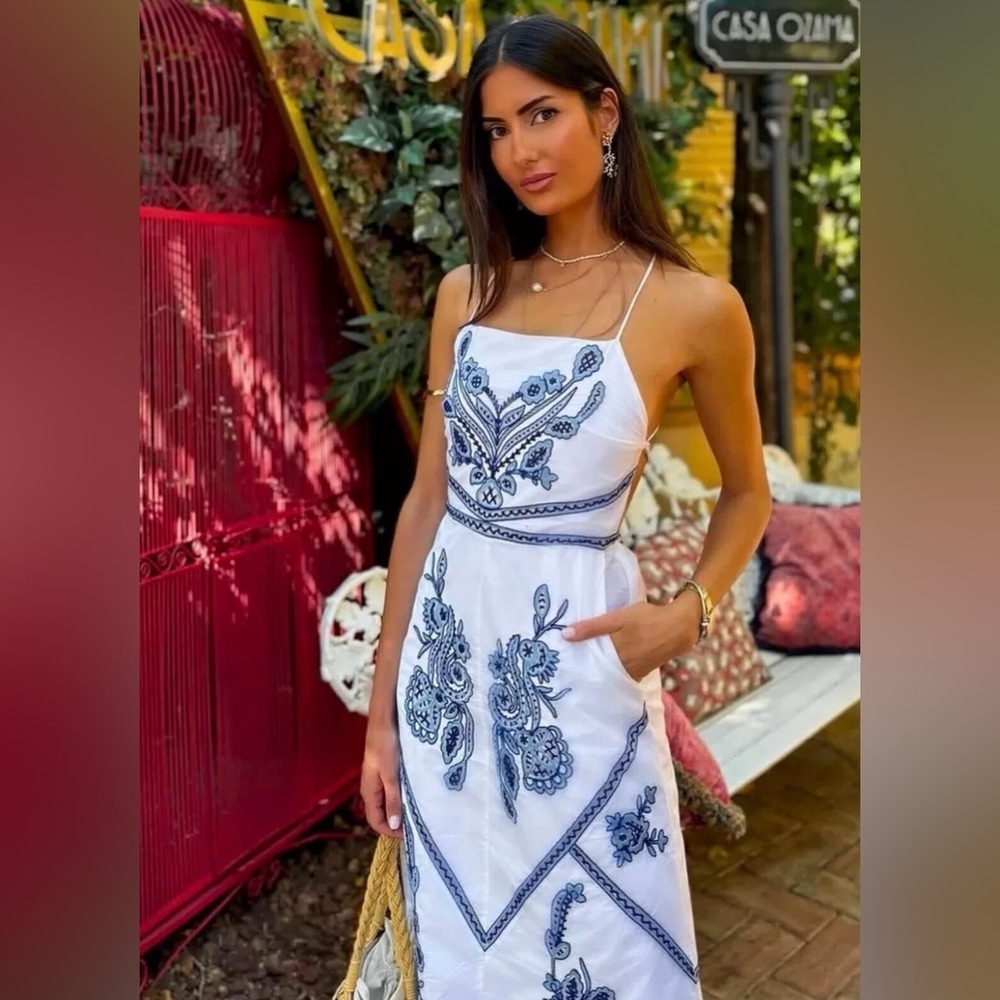 NWT Zara ZW Collection Embroidered Midi Dress HAS FLAW Bohemian Boho Size Medium